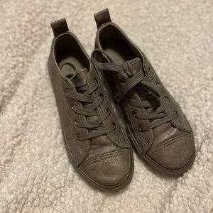 Pewter girl sneakers